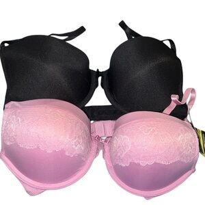 NWT set of 2  push up bras one Black and one Pink with Lace Adjustable straps